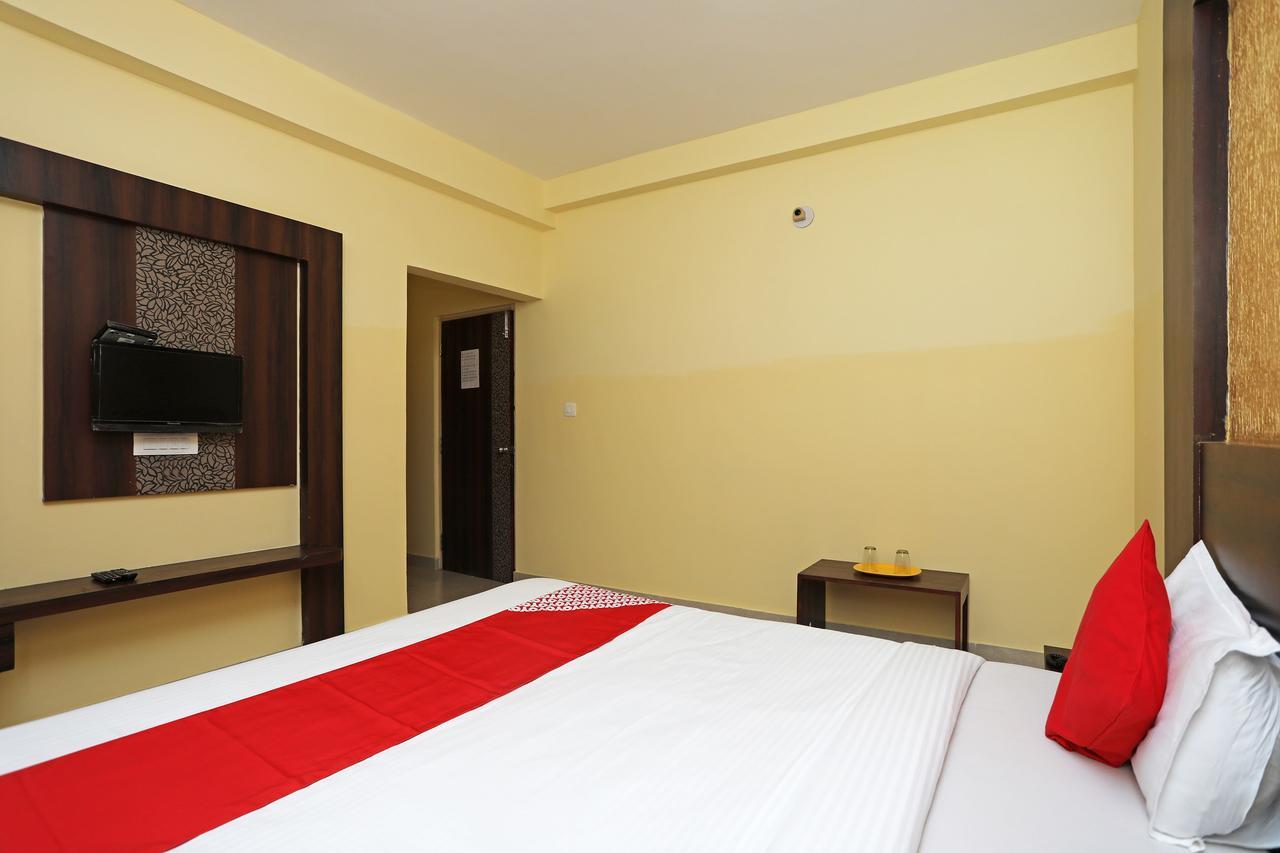 Oyo 15206 Hotel Sonar Gaon Пури Екстериор снимка