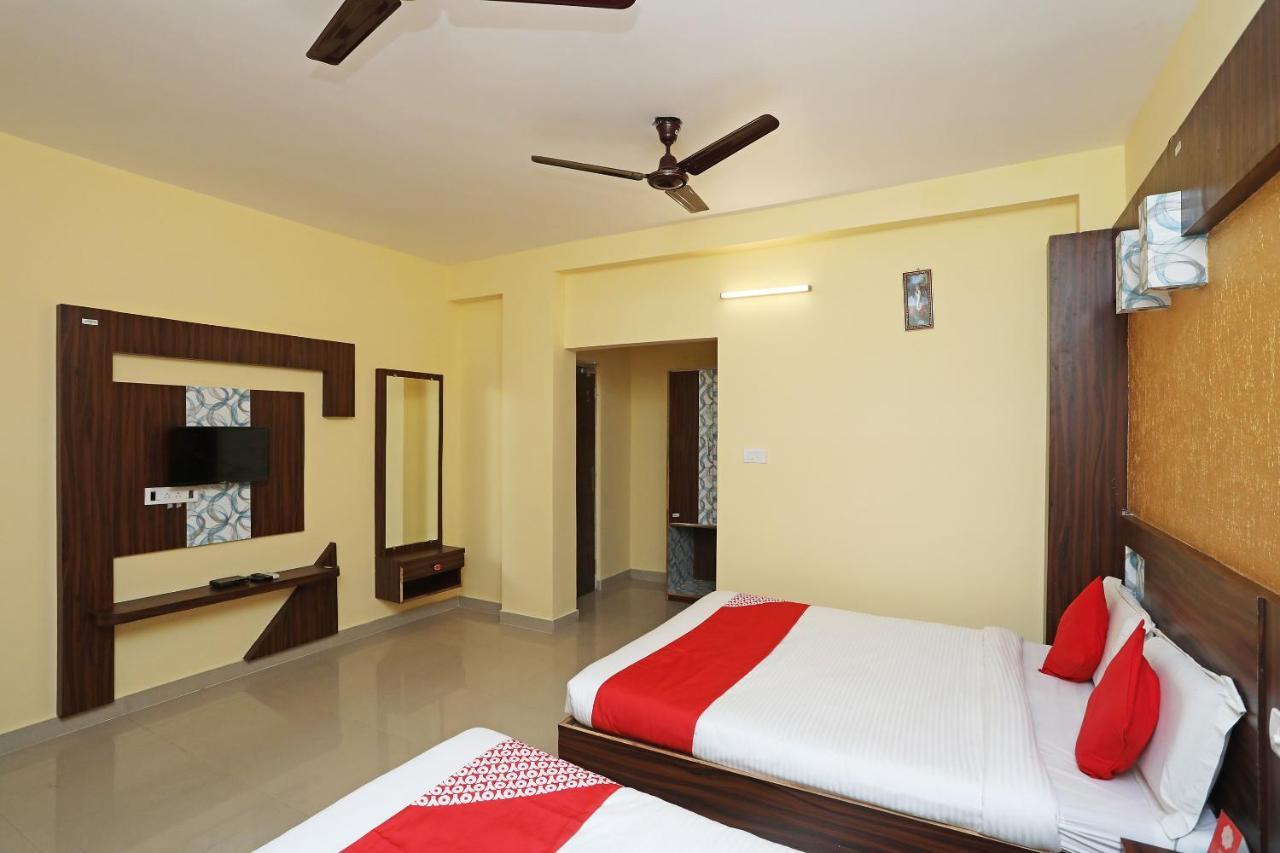 Oyo 15206 Hotel Sonar Gaon Пури Екстериор снимка