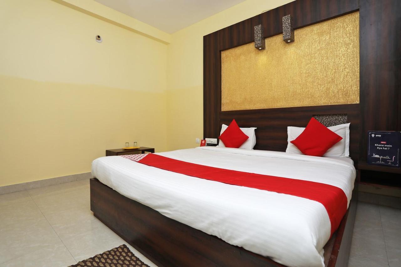 Oyo 15206 Hotel Sonar Gaon Пури Екстериор снимка